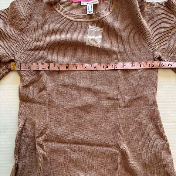 NWT Isaac Mizrahi! Short-Sleeve Scoop-Neck Sweater | Size S - Picture 7 of 9